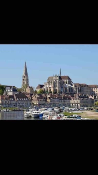 Bel Appart Au Bord De L'Eau Proche Gare Avec Wifi 欧塞尔 外观 照片