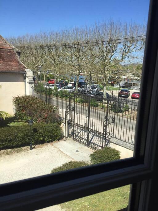 Bel Appart Au Bord De L'Eau Proche Gare Avec Wifi 欧塞尔 外观 照片